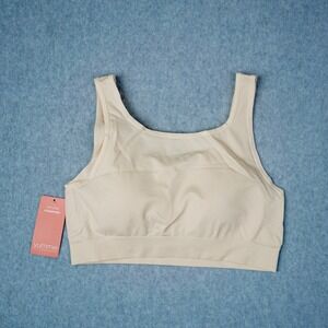 Yummie Women's 1X/2X Nude Nylon Scoop Neck Comfort Bralette Bra w/ Removable